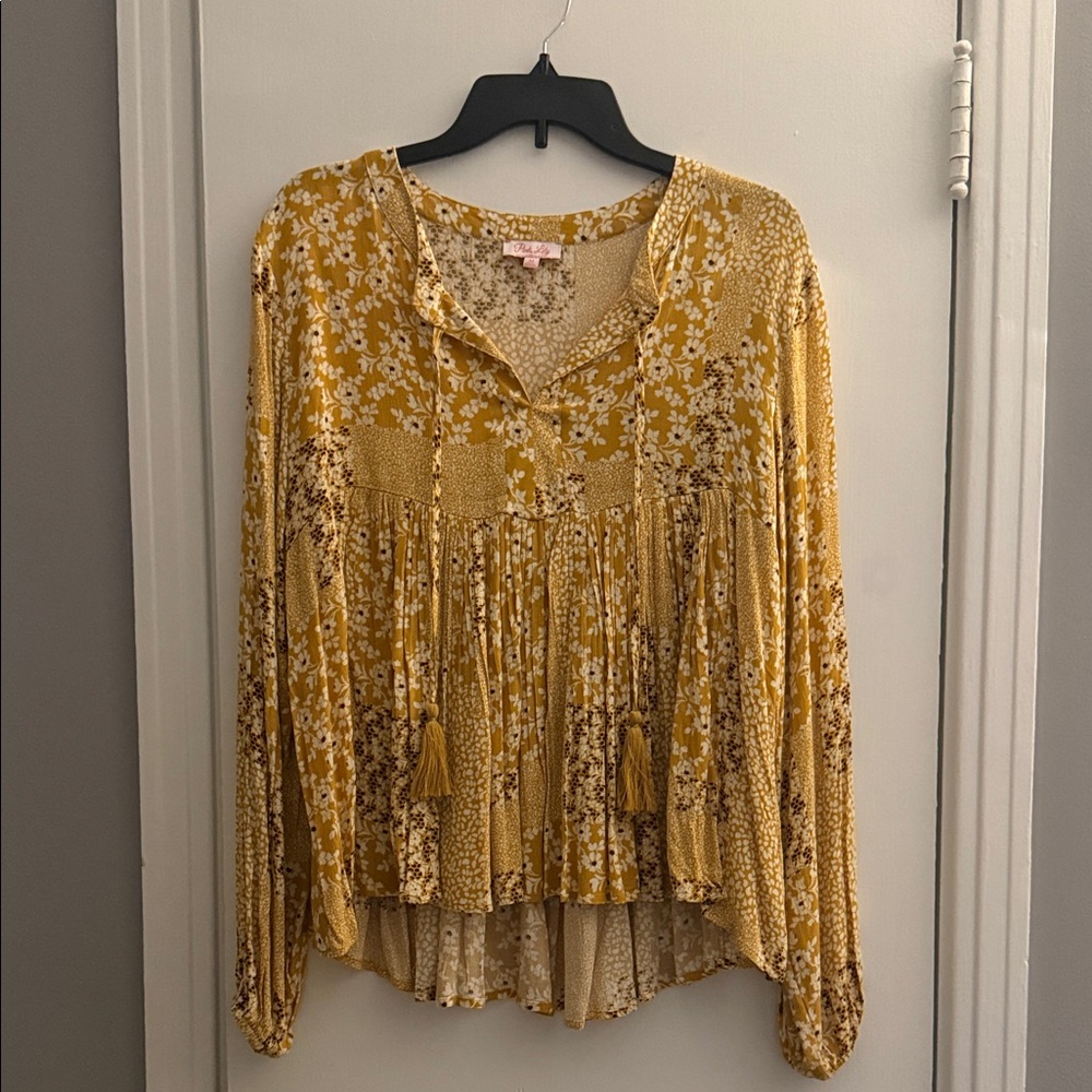 NWOT WOMENS PINKLILY BLOUSE